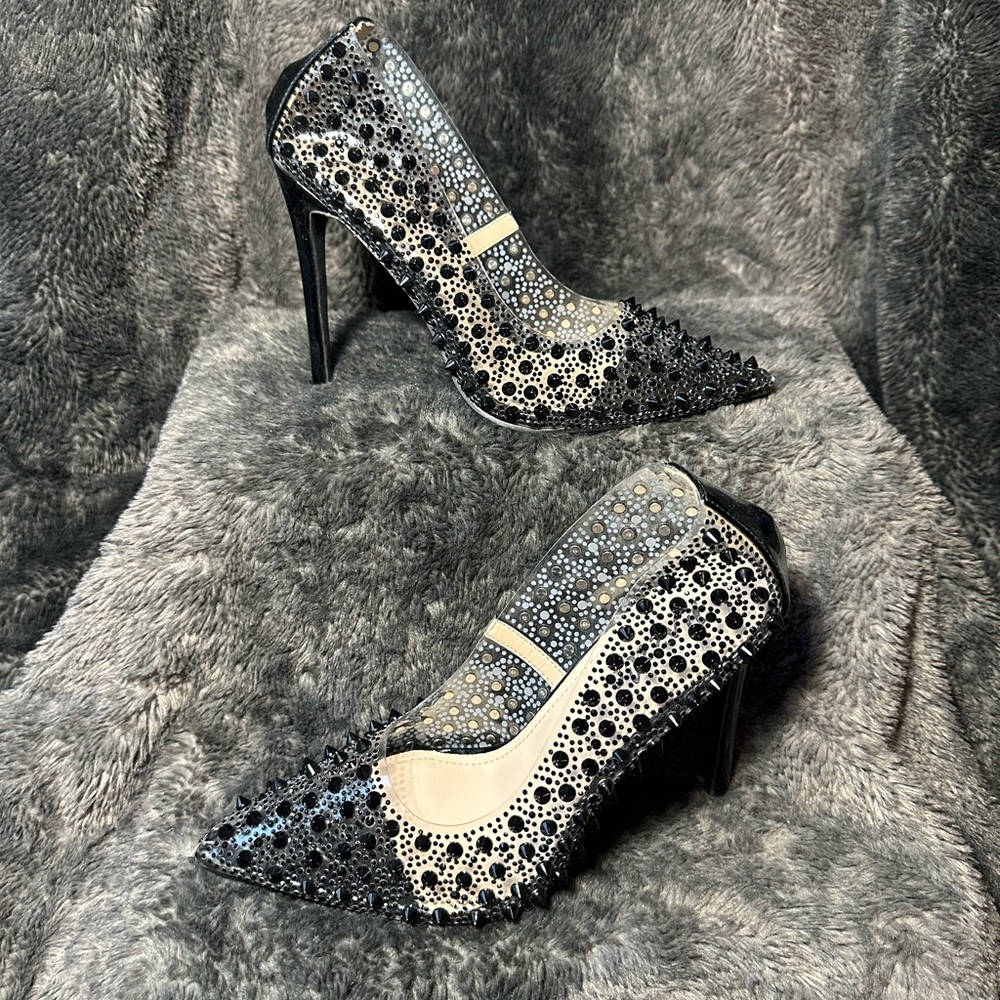 Chic Black and Cream Women's Heels